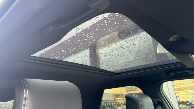 Land Rover Discovery 3.0 D350 Dynamic SE 5dr Auto Diesel Station Wagon